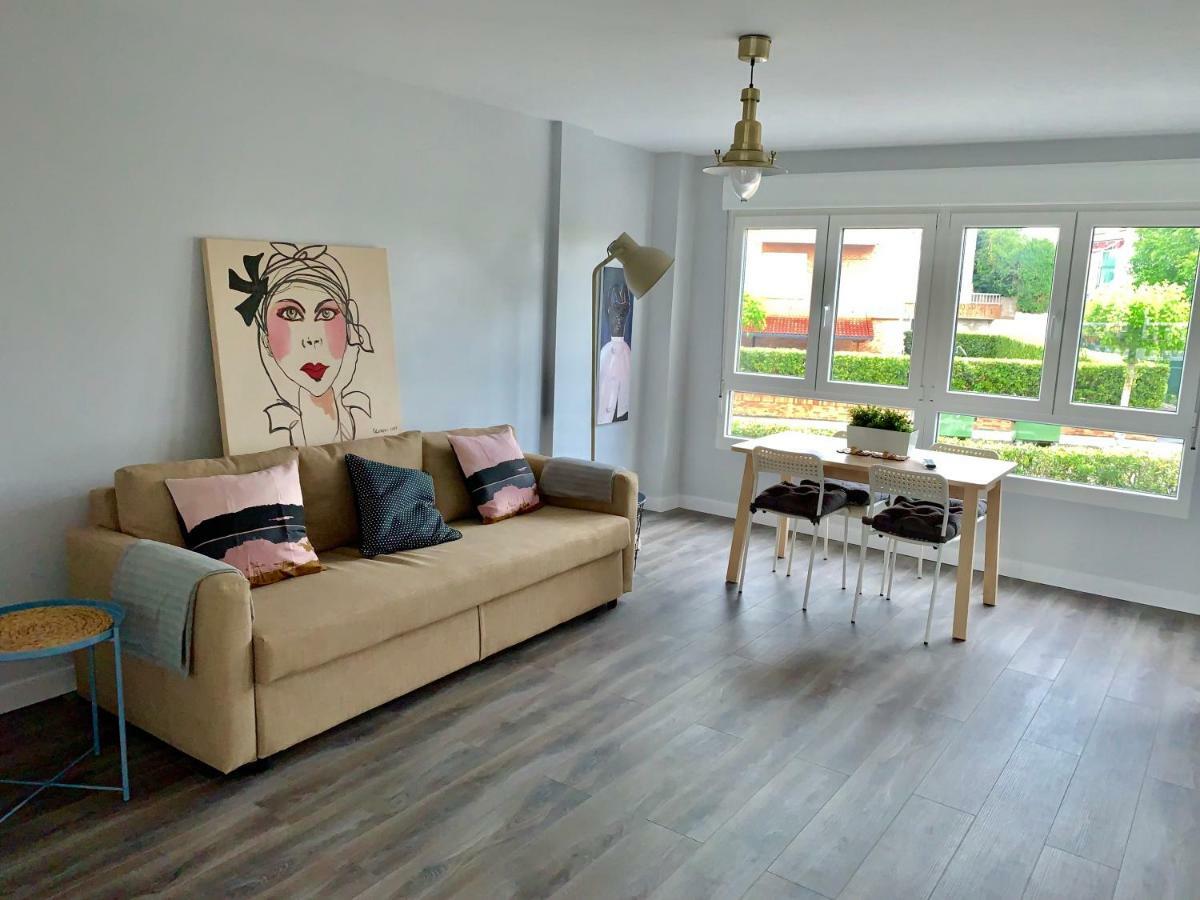 Apartamento El Arenal Playa De Ris Ноха Екстер'єр фото